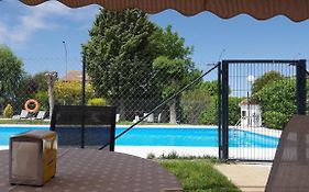 Hostal Restaurante Carolina